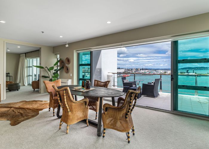  at 61/143 Quay Street, City Centre, Auckland City, Auckland