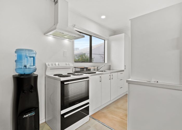  at 1/20 Volta Place, Clendon Park, Manukau City, Auckland