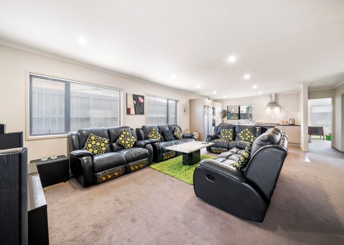  at 4 Staten Place, Mangere, Auckland