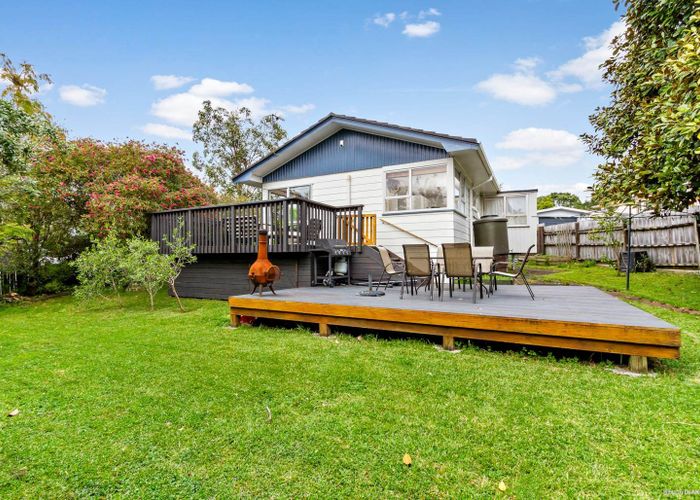  at 2 Longreach Drive, Sunnyvale, Waitakere City, Auckland