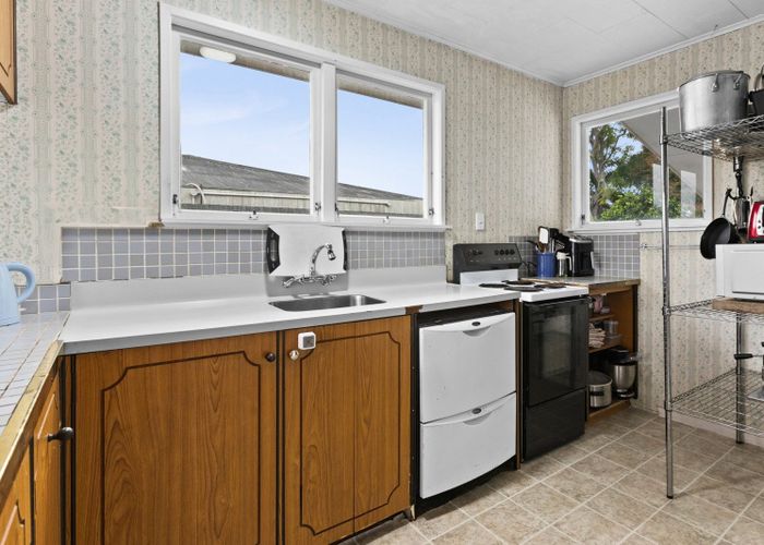  at 5 Sunderland Drive, Flaxmere, Hastings
