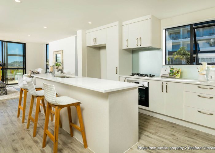  at 4 Seafarer Crescent, Stanmore Bay, Whangaparaoa