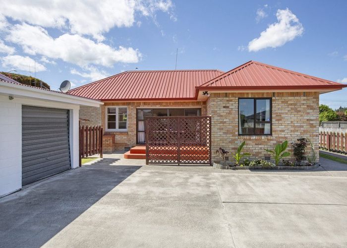  at 95 Fifth Avenue, Enderley, Hamilton, Waikato