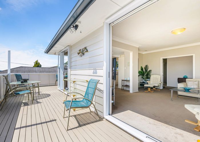 at 31 Covil Avenue, Te Atatu South, Auckland