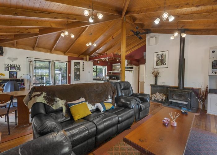  at 8F Sierra Way, Blue Mountains, Upper Hutt