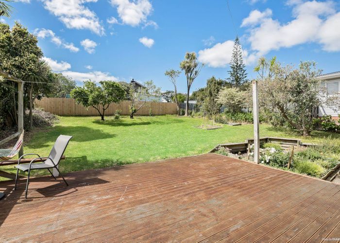  at 19 Diana Drive, Glenfield, Auckland