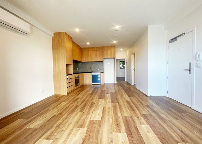  at 102/50 Clay Works Lane, New Lynn, Waitakere City, Auckland
