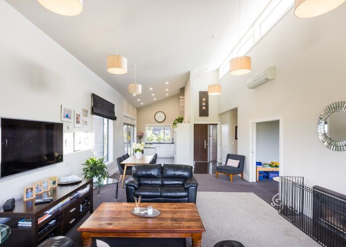  at 11 Vaucluse Heights, Fitzherbert, Palmerston North