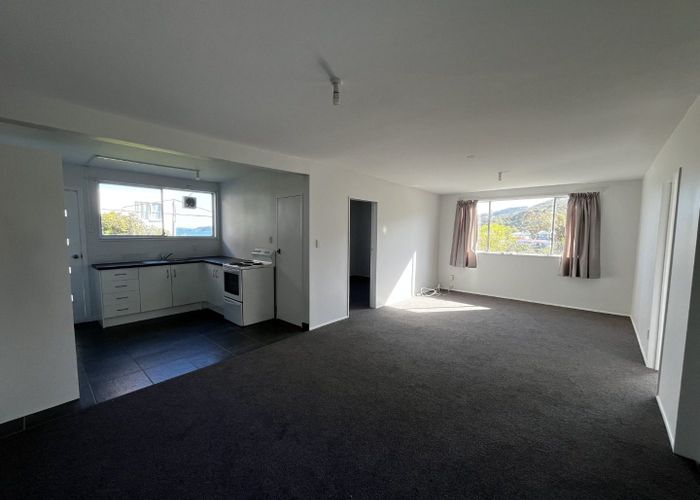  at 1/109 (Top) Dowse Drive, Maungaraki, Lower Hutt, Wellington