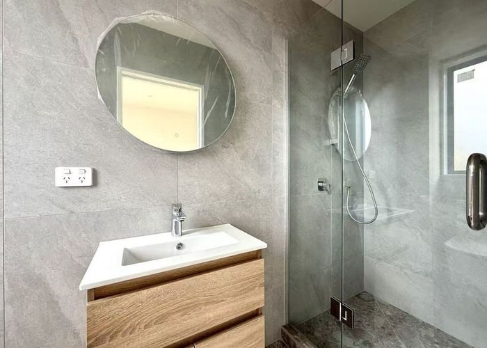  at 1-4/19 Cedar Heights Avenue, Massey, Waitakere City, Auckland