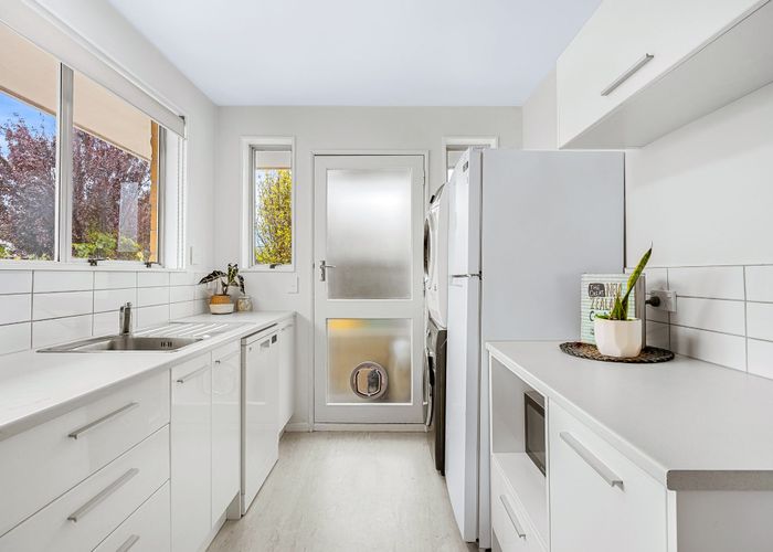  at 5/80 Charles Street, Waltham, Christchurch City, Canterbury