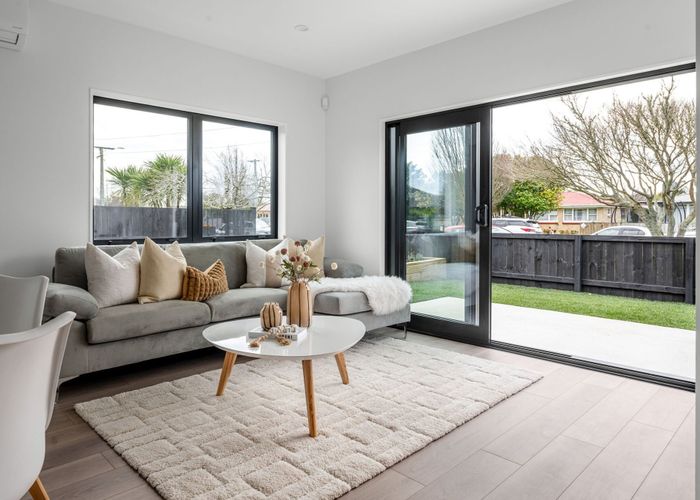  at 2/27 Cotton Street, Saint Andrews, Hamilton, Waikato