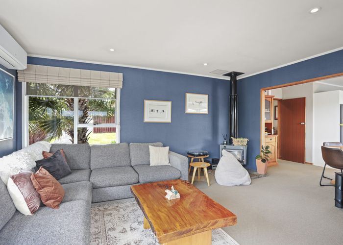  at 61 Forest Hill Road, Henderson, Auckland