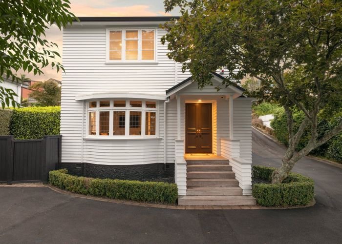  at 34 Banbury Crescent, Fairfield, Hamilton