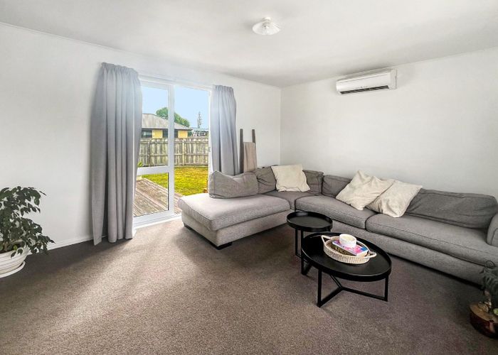  at 42 Pharazyn Street, Feilding, Feilding