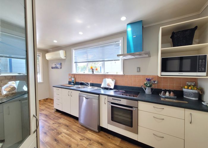  at 193 Oxford Terrace, Avalon, Lower Hutt