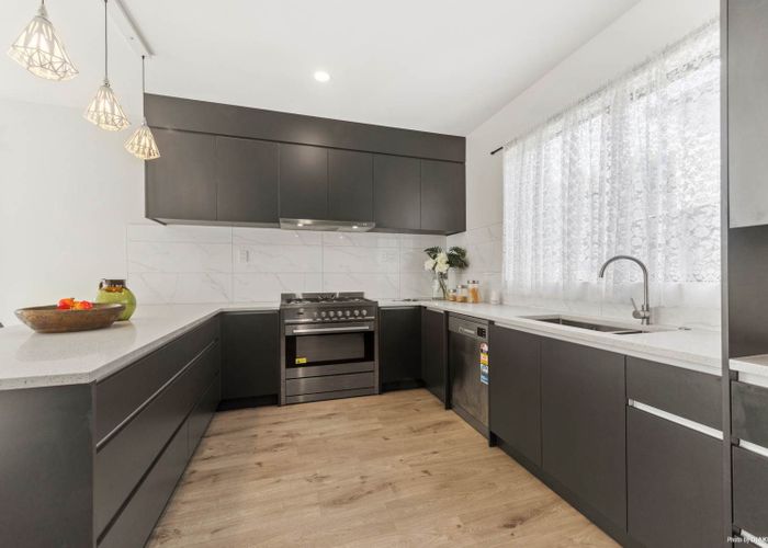  at 71A Santiago Crescent, Unsworth Heights, North Shore City, Auckland