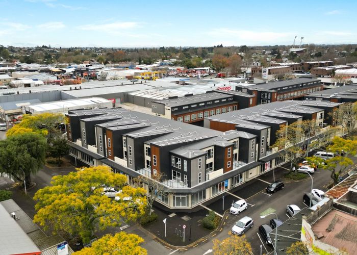  at 125/126 Commerce Street, Frankton, Hamilton, Waikato