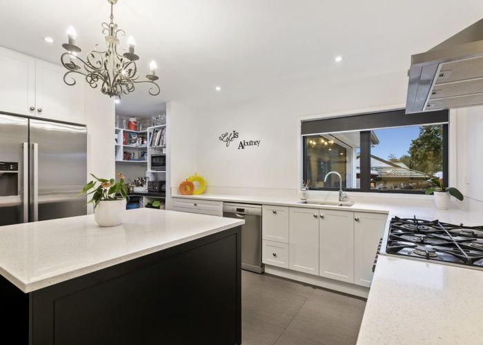  at 83 Stableford Drive, Pyes Pa, Tauranga