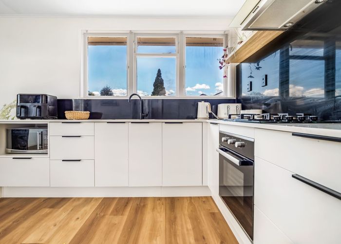  at 15 Hockin Place, Fairfield, Hamilton, Waikato