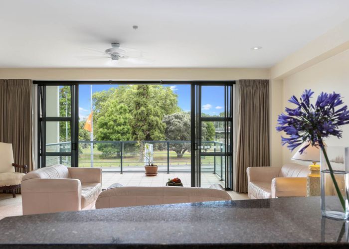  at 2E/220 Victoria Street West, Auckland Central, Auckland