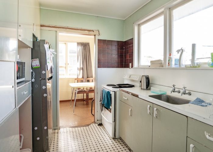  at 12 Liverpool Crescent, Flaxmere, Hastings