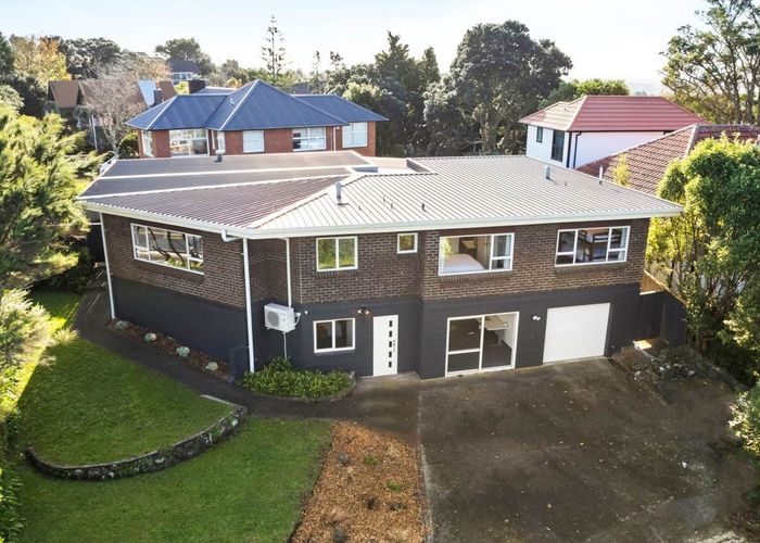  at 94 Pleasant Road, Titirangi, Auckland