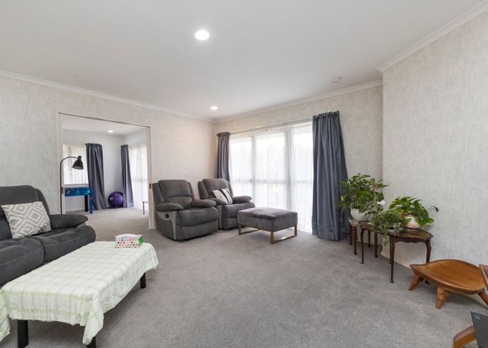  at 89 Pacific Drive, Fitzherbert, Palmerston North