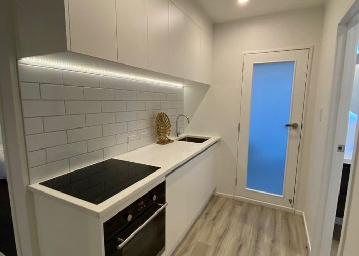  at 6/17 Houghton Street, Meadowbank, Auckland City, Auckland