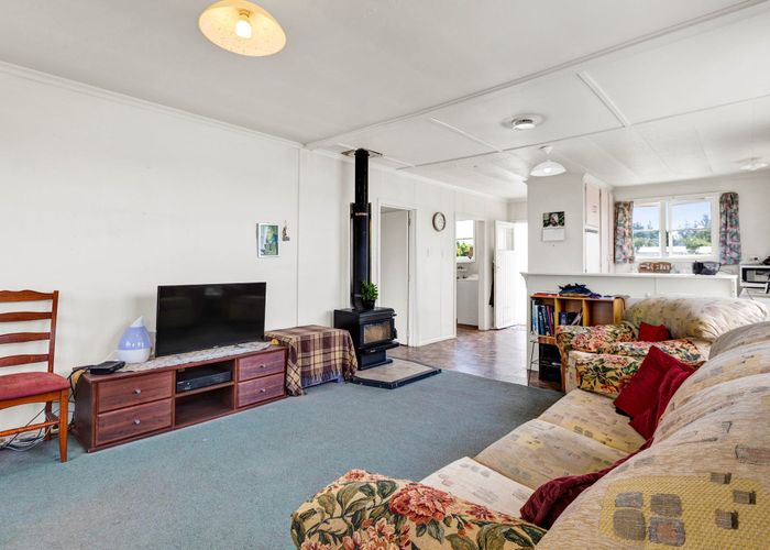  at 2 Denmark Terrace, Midhirst, Stratford