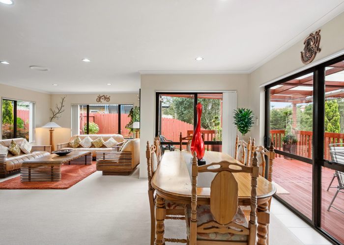  at 54 Peninsula Road, Mangere, Manukau City, Auckland