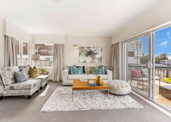  at 22 Chatsworth Crescent, Pakuranga Heights, Manukau City, Auckland