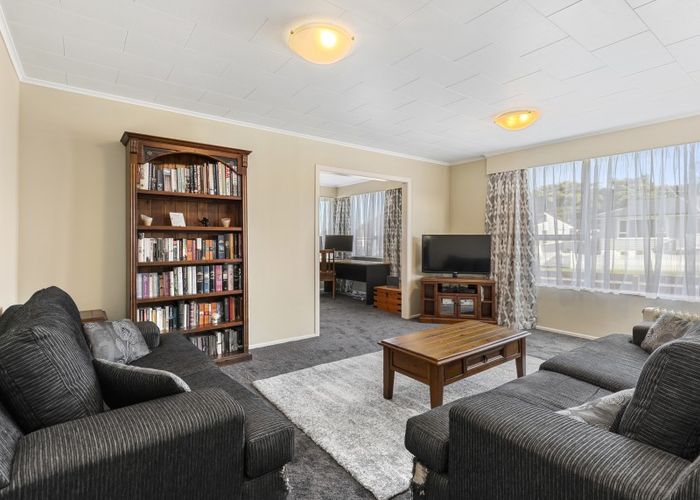  at 186 Major Drive, Kelson, Lower Hutt
