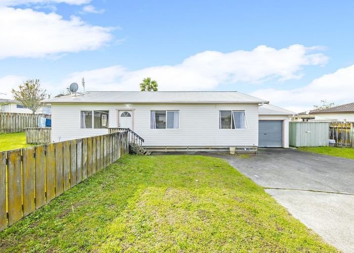  at 9A Trimdon Street, Randwick Park, Manukau City, Auckland