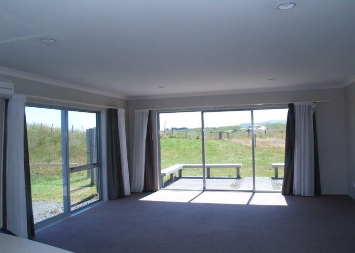  at 27 Sandown Road, Otaki
