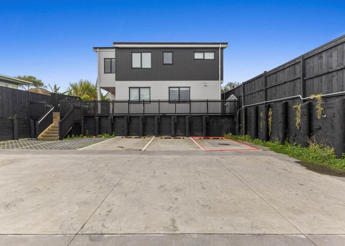  at 7/29 Tudor Road, Henderson, Waitakere City, Auckland