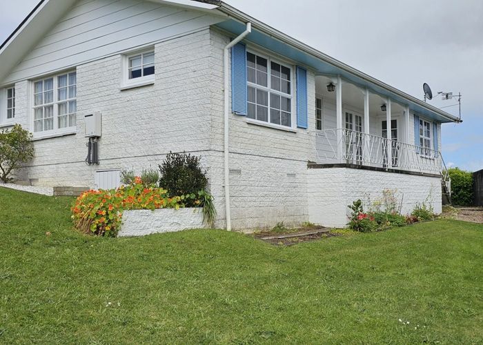 at 65 Poaka Avenue, Dinsdale, Hamilton