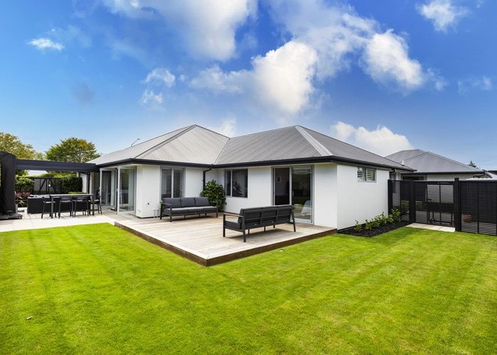  at 135 Styx Mill Road, Casebrook, Christchurch