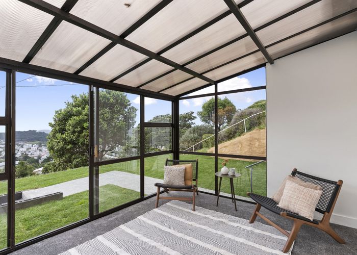  at 85 Farnham Street, Mornington, Wellington, Wellington