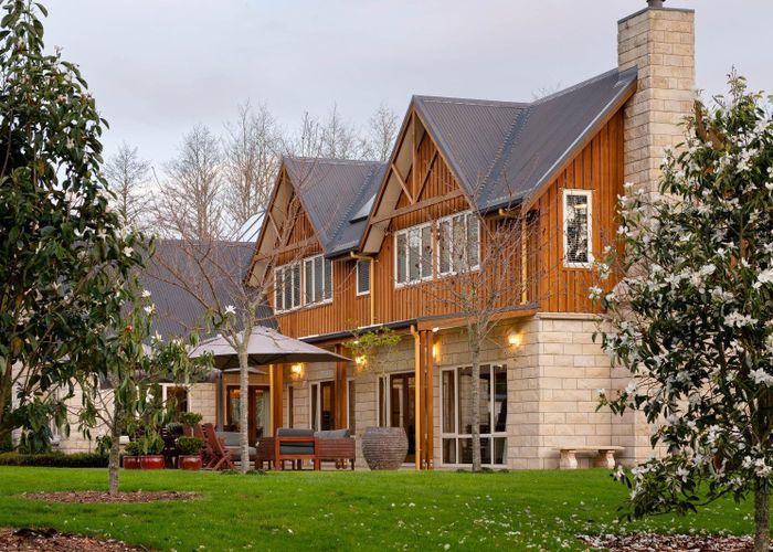  at 2247 River Road, Horsham Downs, Hamilton