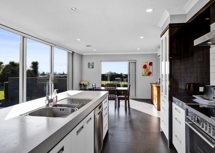  at 427 Cardiff Road, Pembroke, Stratford