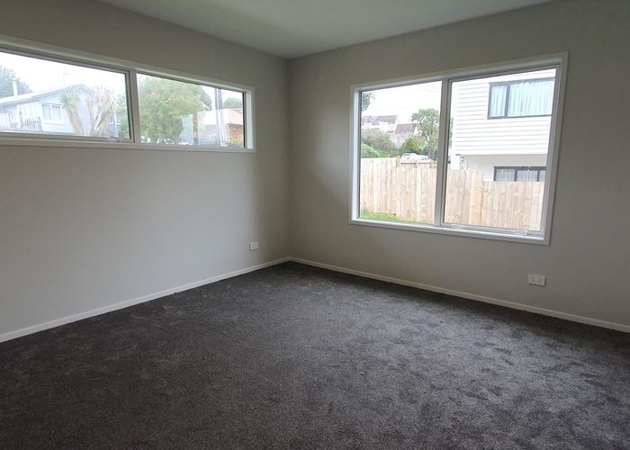  at 1/26 Batkin Road, New Windsor, Auckland City, Auckland