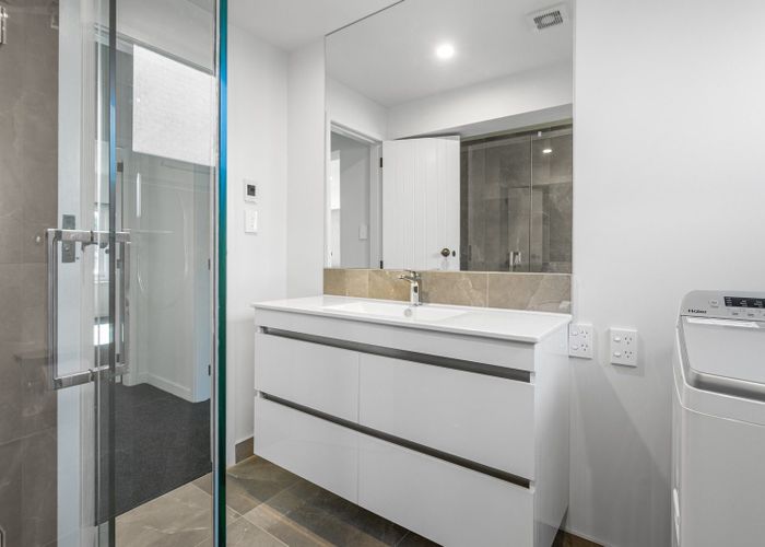  at 2/158 Papanui Road, Merivale, Christchurch City, Canterbury