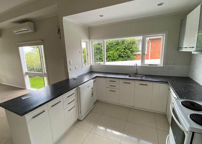  at 2/122 St Johns Road, Saint Johns, Auckland City, Auckland