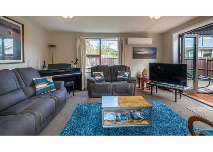  at 2/150 Riverlaw Terrace, Saint Martins, Christchurch
