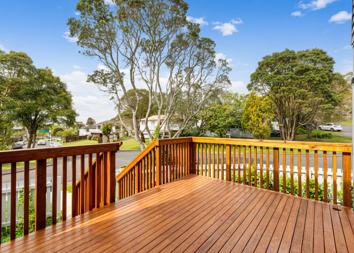  at 2 Kama Place, Sunnynook, North Shore City, Auckland