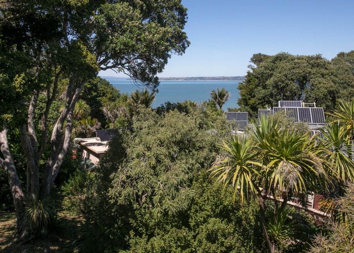  at 2A Kauri Point Road, Laingholm, Auckland