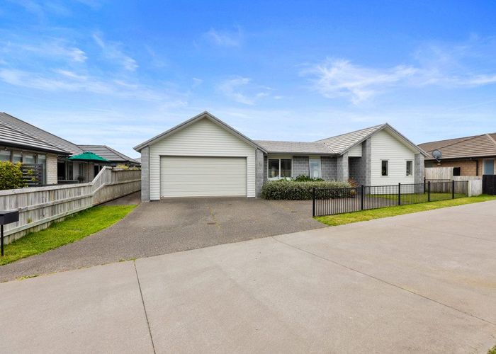  at 19 Naeo Close, Papamoa Beach, Papamoa