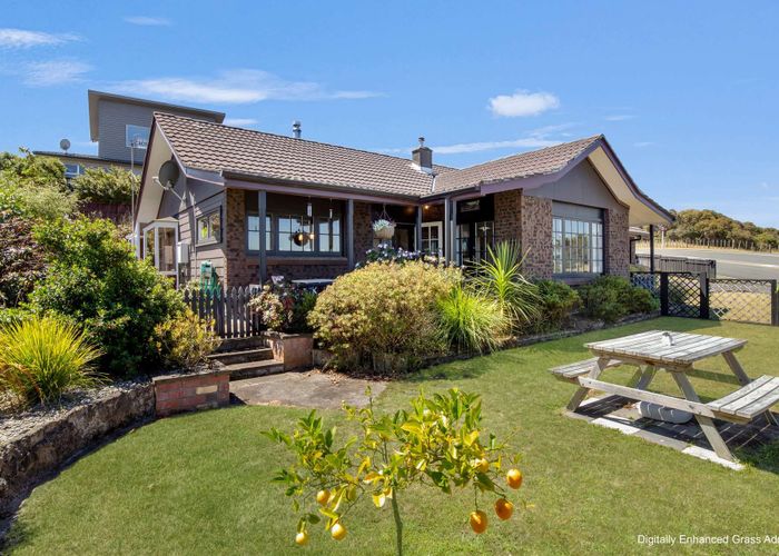  at 2 Montgomery Road, Otamatea, Whanganui, Manawatu / Whanganui
