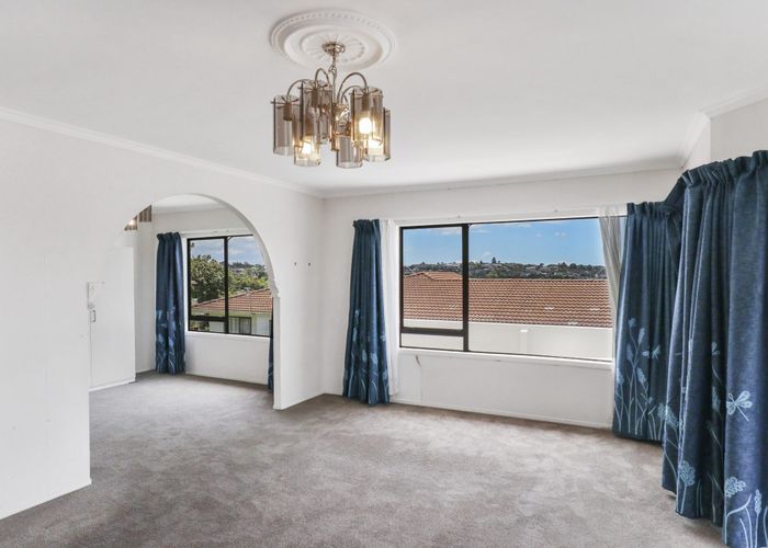  at 225 Chelsea View Drive, Chatswood, Auckland